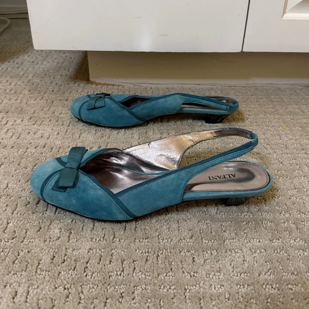 Alfani Teal Suede Slingback Kitten Heels Bow Detail (Size 10) - Picture 3 of 8